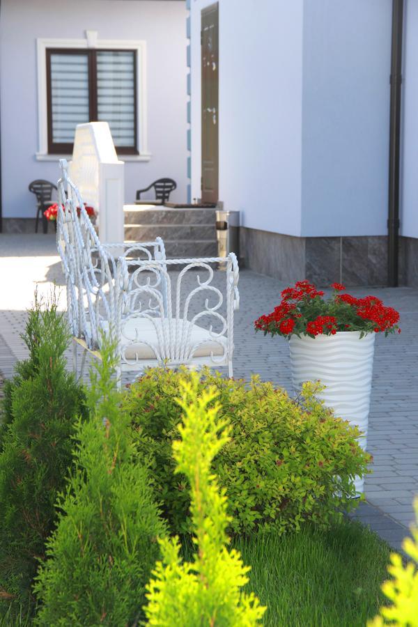 Lebediny Guest House 브레스트 외부 사진